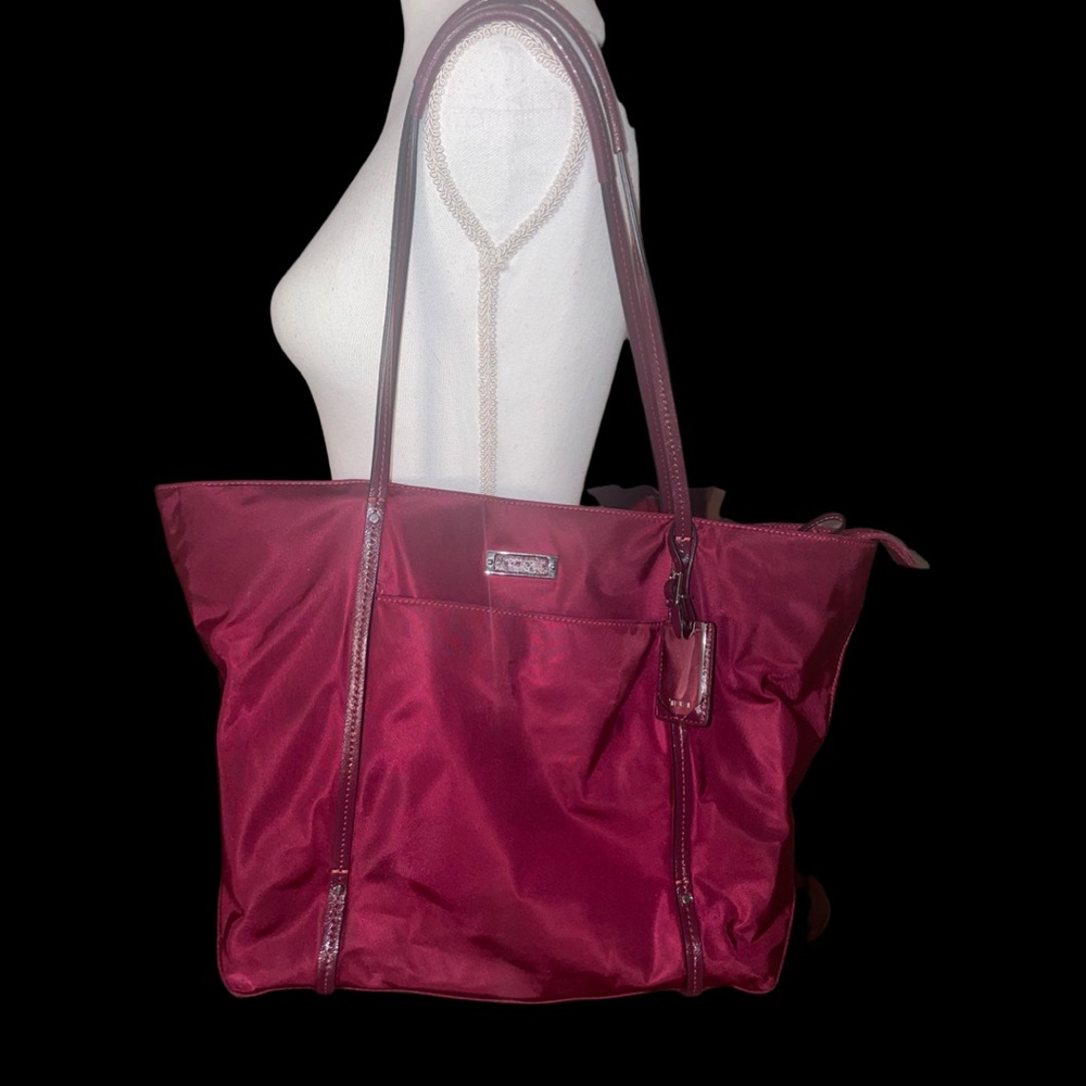 AUTH TUMI Voyager every day tote